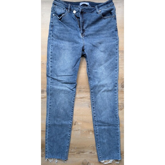 Risen Jeans - Raw Hem - Tapered Leg - High Rise - Crossover Zip - Size 15/32 - Picture 1 of 5